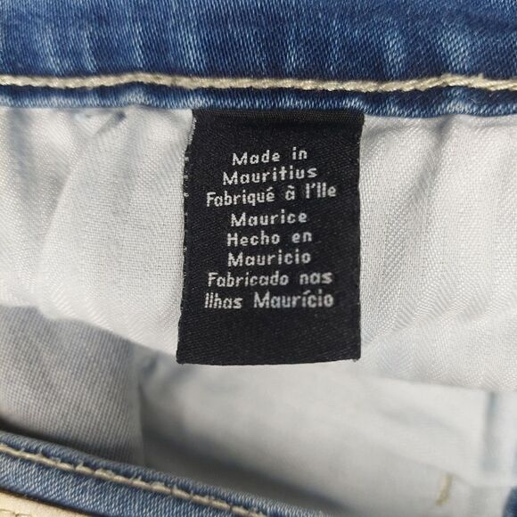 Woman's Calvin Klein High Rise Ultimate Skinny Fit Jeans - Picture 11 of 13